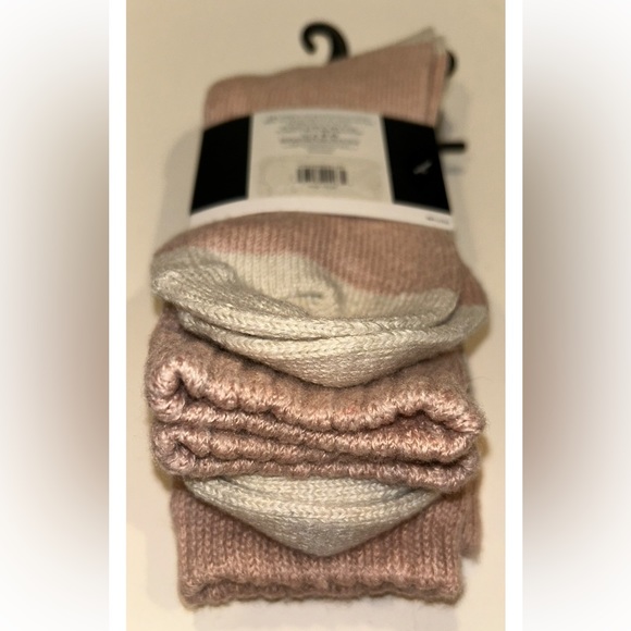 Frye Cashmere Blend Boot Crew Socks 2 Pair Women 5-10 Pink Gray White Ribbed $30 - Picture 8 of 10